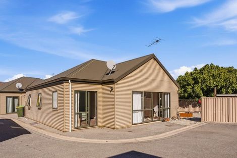 Photo of property in 8b Mckellar Court, Cromwell, 9310