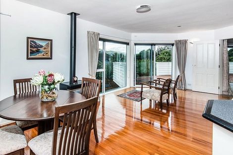 Photo of property in 10 Furlong Crescent, Churton Park, Wellington, 6037