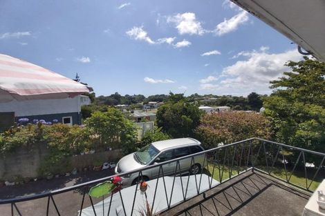 Photo of property in 1/183 Seaview Road, Westown, New Plymouth, 4310