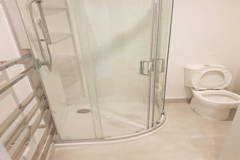 Photo of property in 14u4 Ruakiwi Road, Hamilton Lake, Hamilton, 3204