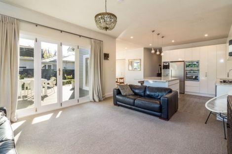 Photo of property in 11 Lingard Street, St Albans, Christchurch, 8052