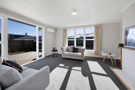 Photo of property in 20 Pukatea Street, Inglewood, 4330