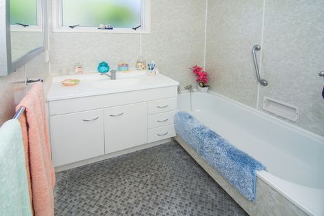 Photo of property in 6 Totara Street, Lansdowne, Masterton, 5810