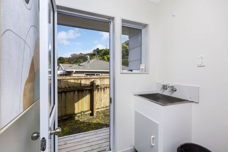 Photo of property in 8f1- Tulsa Grove, Totara Park, Upper Hutt, 5018