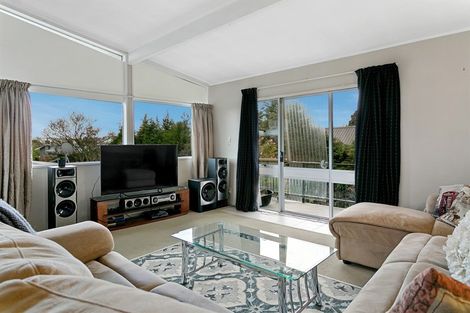 Photo of property in 4 Kereru Street, Two Mile Bay, Taupo, 3330