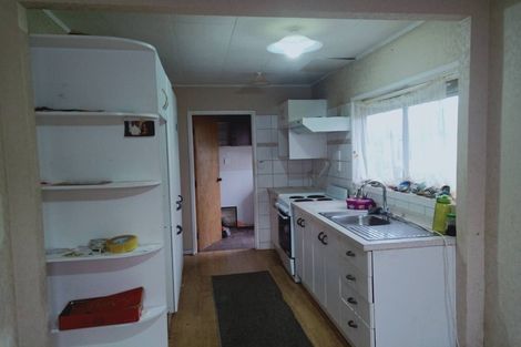 Photo of property in 26 Sandgate Avenue, Botany Downs, Auckland, 2010