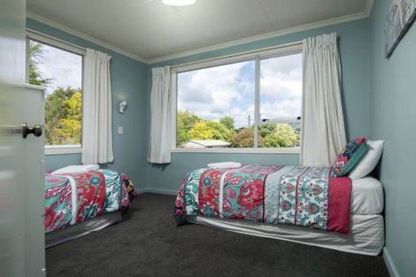 Photo of property in 5 Huia Street, Waikawa, Picton, 7220