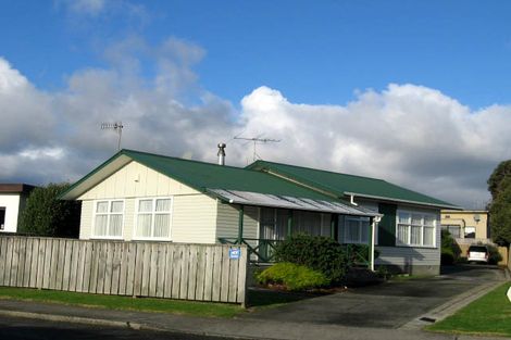 Photo of property in 90 Michael Road, Paraparaumu Beach, Paraparaumu, 5032