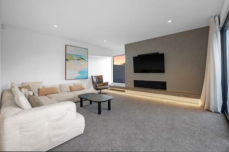 Photo of property in 67a Fendalton Road, Fendalton, Christchurch, 8014