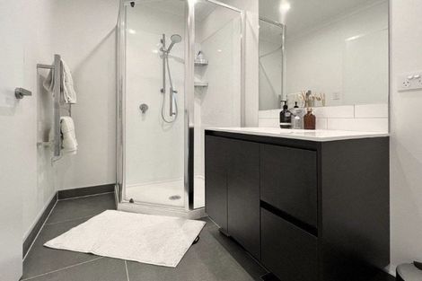 Photo of property in 25/1 Scott Road, Hobsonville, Auckland, 0616