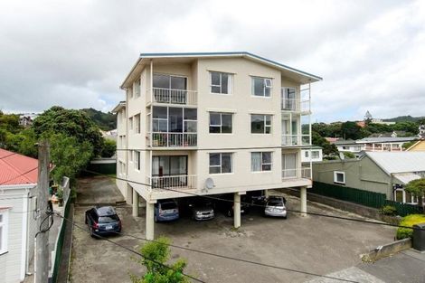 Photo of property in 26f4 Normanby Street, Newtown, Wellington, 6021
