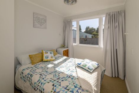 Photo of property in 10 Kohekohe Road, Waikanae, 5036