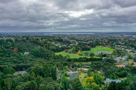 Photo of property in 202 Godley Road, Titirangi, Auckland, 0604