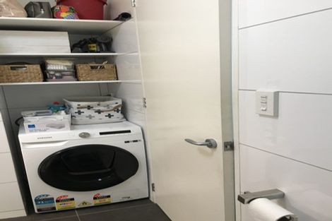 Photo of property in 25u1 Home Street, Mount Victoria, Wellington, 6011