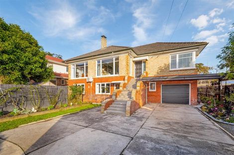 Photo of property in 7 Waterfront Road, Mangere Bridge, Auckland, 2022