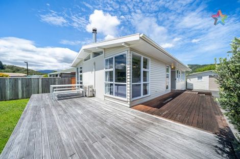 Photo of property in 3 Karamea Grove, Wainuiomata, Lower Hutt, 5014