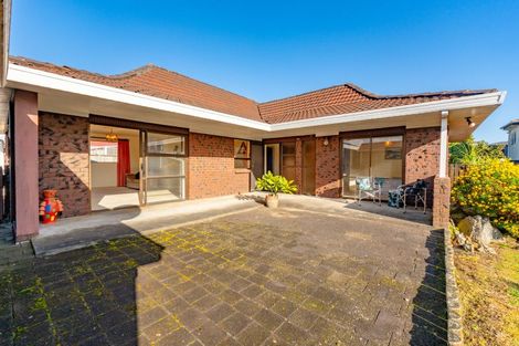 Photo of property in 2/58 Birdwood Avenue, Papatoetoe, Auckland, 2025