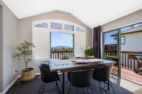 Photo of property in 56 Kakariki Grove, Waikanae, 5036