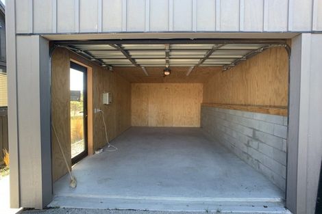 Photo of property in 4 Kotuku Lane, Jacks Point, Queenstown, 9371