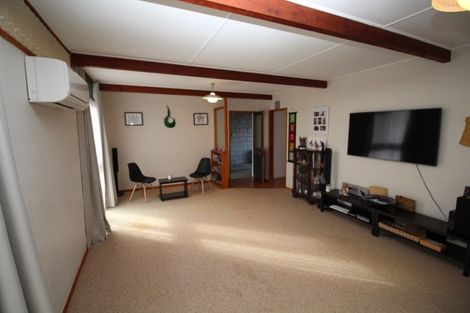 Photo of property in 12 Totara Street, Marton, 4710