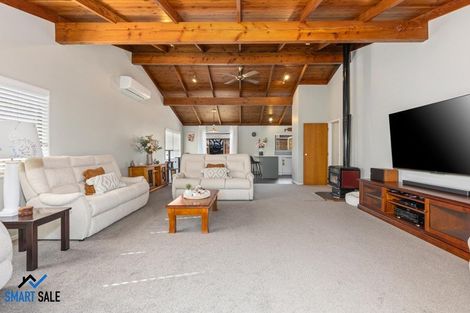 Photo of property in 19a Reid Road, New Lynn, Auckland, 0600