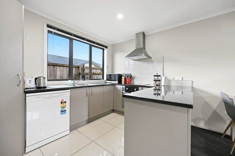 Photo of property in 202 Old Farm Road, Hamilton East, Hamilton, 3216