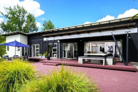 Photo of property in 8 Pineview Lane, Helensville, 0875