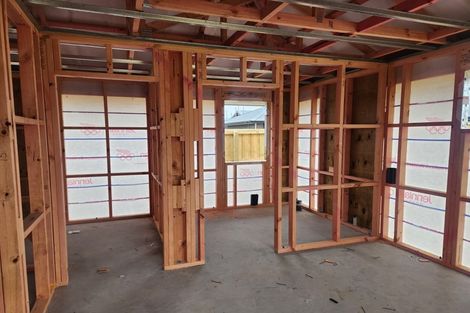 Photo of property in 17 Henshaw Street, Woodend, 7610