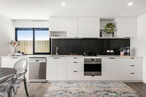 Photo of property in 3/6 Bushland Grove, Paparangi, Wellington, 6037