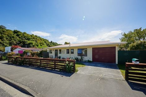 Photo of property in 16 Yarmouth Street, Kaikoura, 7300