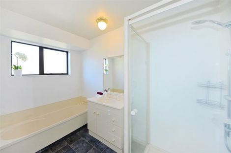 Photo of property in 10 Millcroft Place, Parklands, Christchurch, 8083