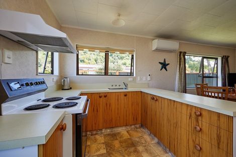 Photo of property in 16 Yarmouth Street, Kaikoura, 7300