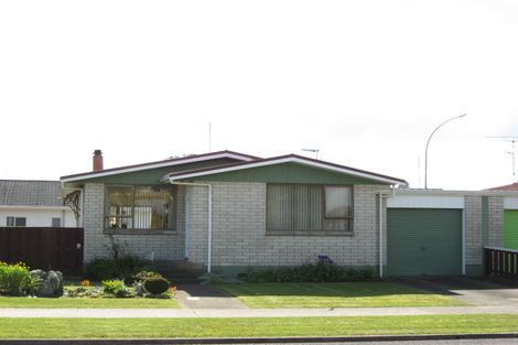 Photo of property in 2 Hikurangi Street, Whakatane, 3120