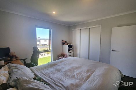 Photo of property in 1 Ko Tohu Place, Hobsonville, Auckland, 0616