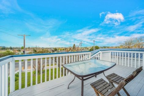 Photo of property in 90u2 Mahoe Street, Melville, Hamilton, 3206