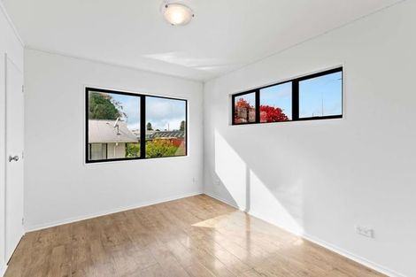 Photo of property in 5b Collingwood Road, Waiuku, 2123