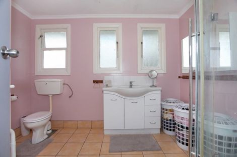 Photo of property in 41 Pukepapa Road, Marton, 4710