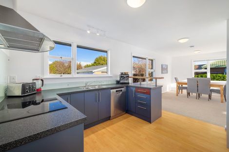 Photo of property in 29 Rossiter Avenue, Redwood, Christchurch, 8051