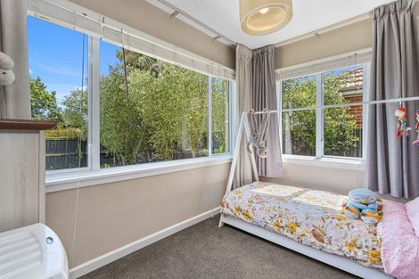 Photo of property in 89 Aorangi Road, Bryndwr, Christchurch, 8053