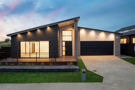 Photo of property in 26 Evergreen Parade, Rosehill, 2113