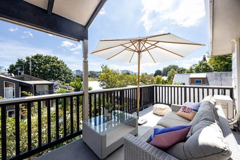 Photo of property in 8 Opoia Road, Hamilton East, Hamilton, 3216