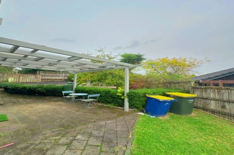 Photo of property in 2/16 Manutara Avenue, Forrest Hill, Auckland, 0620