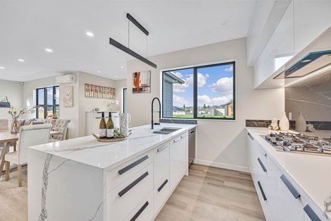 Photo of property in 2 Hoete Way, Tuakau, 2121