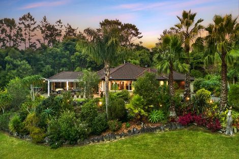 Photo of property in 33 Mudgeways Road, Massey, Auckland, 0614