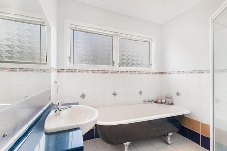 Photo of property in 150a Old Wairoa Road, Papakura, 2110