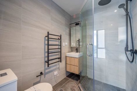 Photo of property in 1 Buscomb Avenue, Henderson, Auckland, 0610