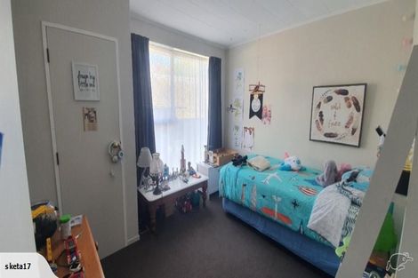 Photo of property in 2/112 Mcleod Street, Elderslea, Upper Hutt, 5018