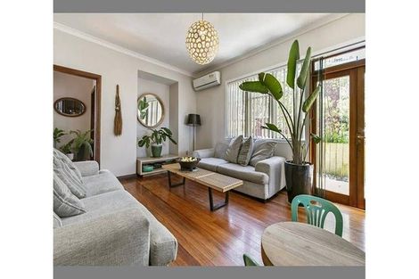 Photo of property in 66a Don Buck Road, Massey, Auckland, 0614