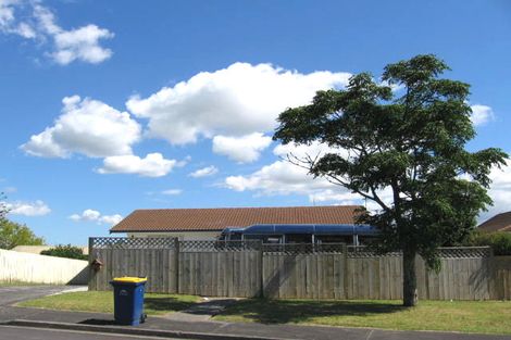 Photo of property in 4 Merida Place, Unsworth Heights, Auckland, 0632