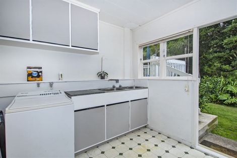 Photo of property in 1 Ranfurly Place, Te Kamo, Whangarei, 0112